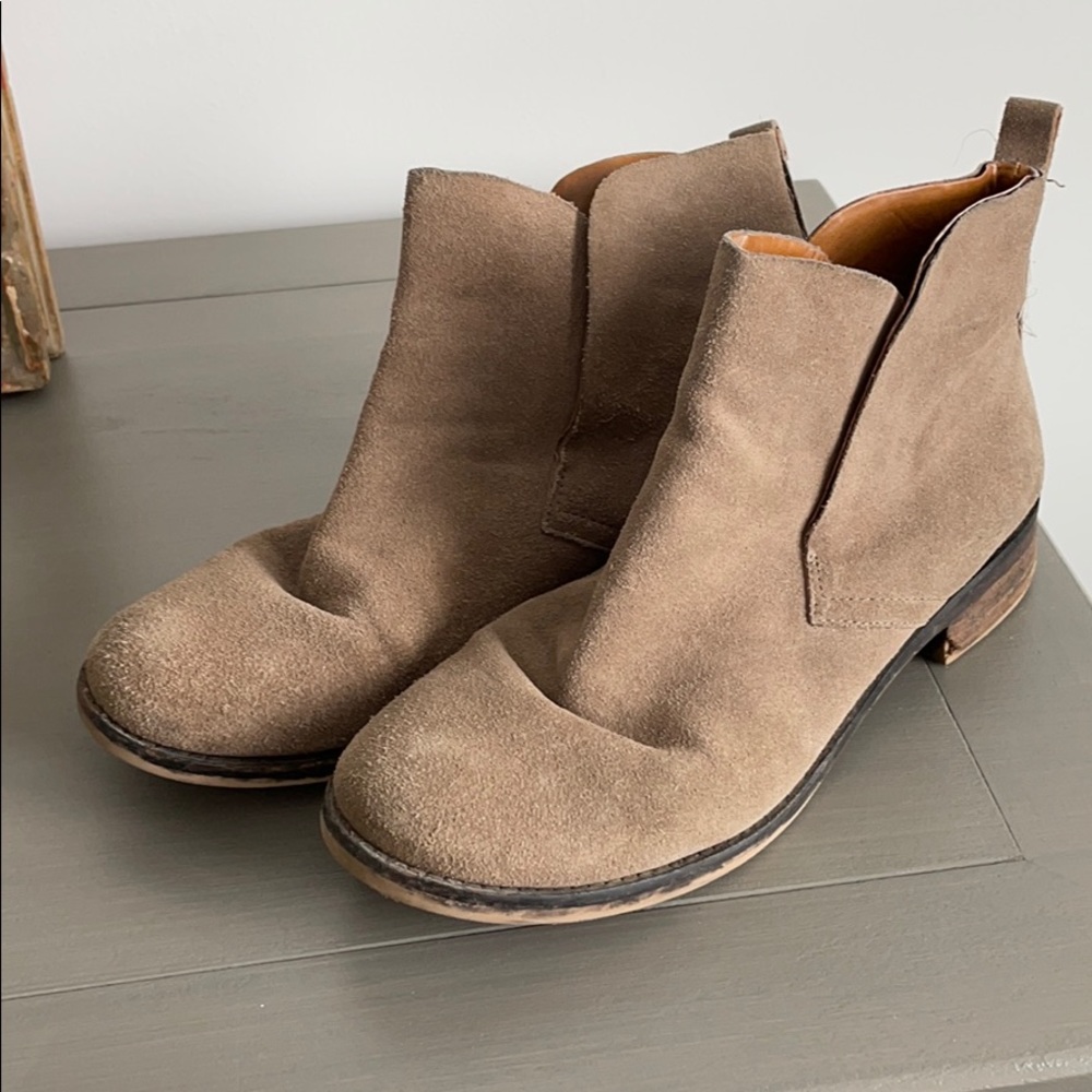 Suede ankle boots